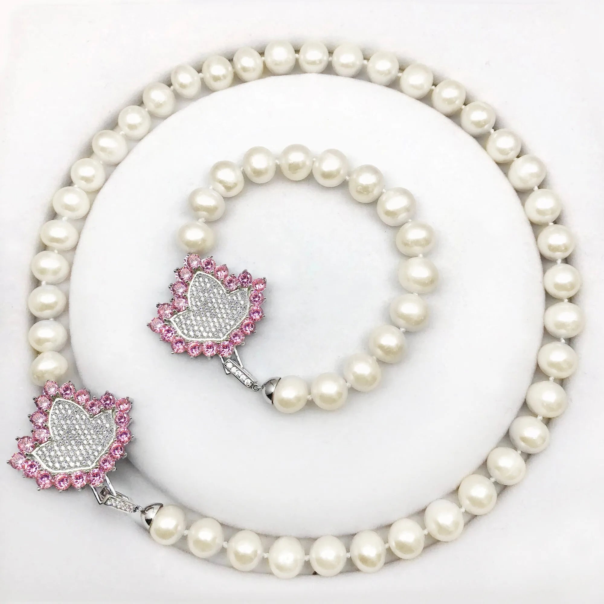 AKA IVY Pearl Necklace