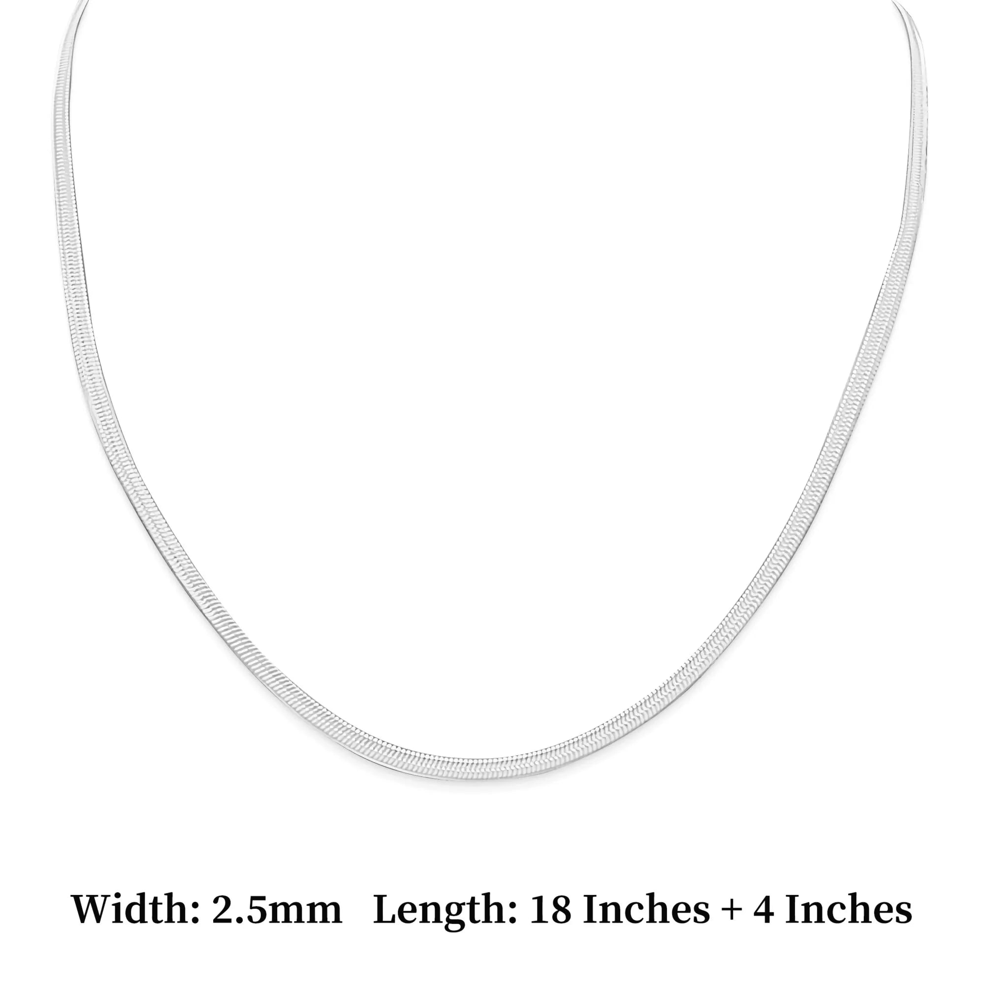 Herringbone Necklace (2.5mm) in Silver